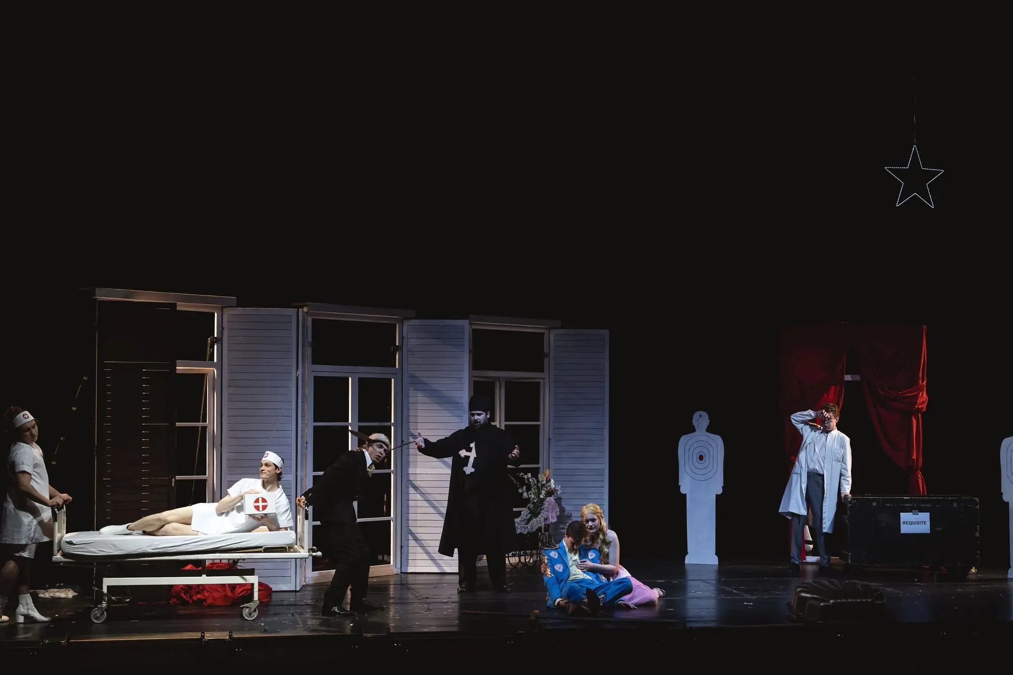 Baritone Biran Özgür Sariyer as Ser Matteo del Sarto in Arlecchino, HMT Leipzig